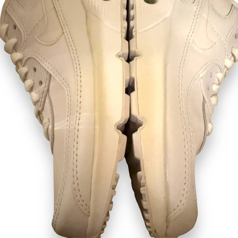 Nike Air Max 90 LTR (GS) Youth All White Lace Up Low Top Sneakers Sz 5 Youth NEW